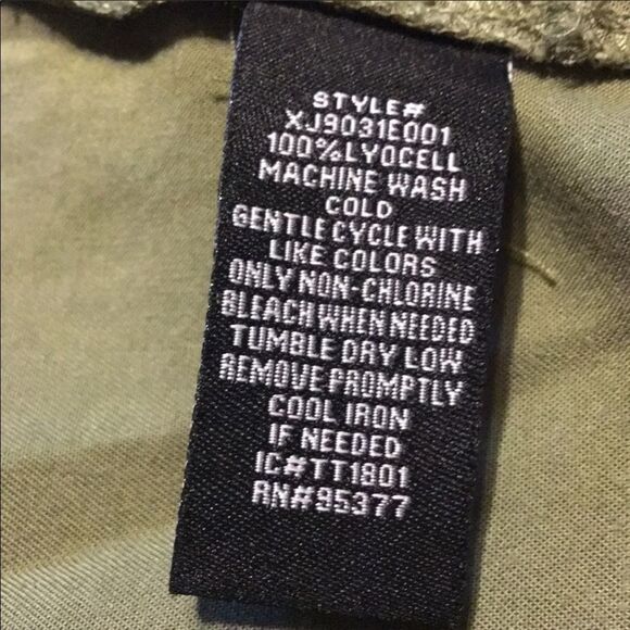 Sanctuary Moss Asymmetrical Moto Jacket. - Picture 9 of 9